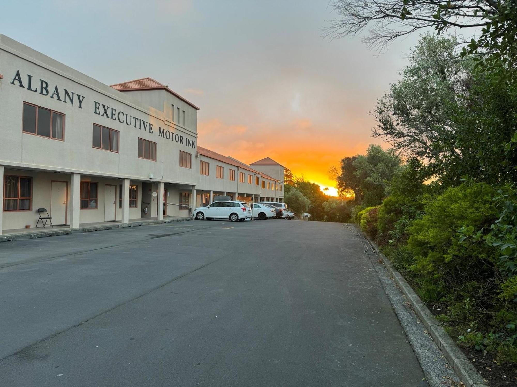 Albany Executive Motor Inn Limited Auckland Exterior photo