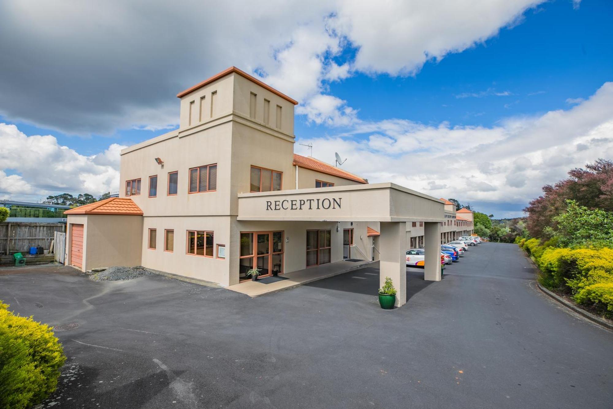 Albany Executive Motor Inn Limited Auckland Exterior photo