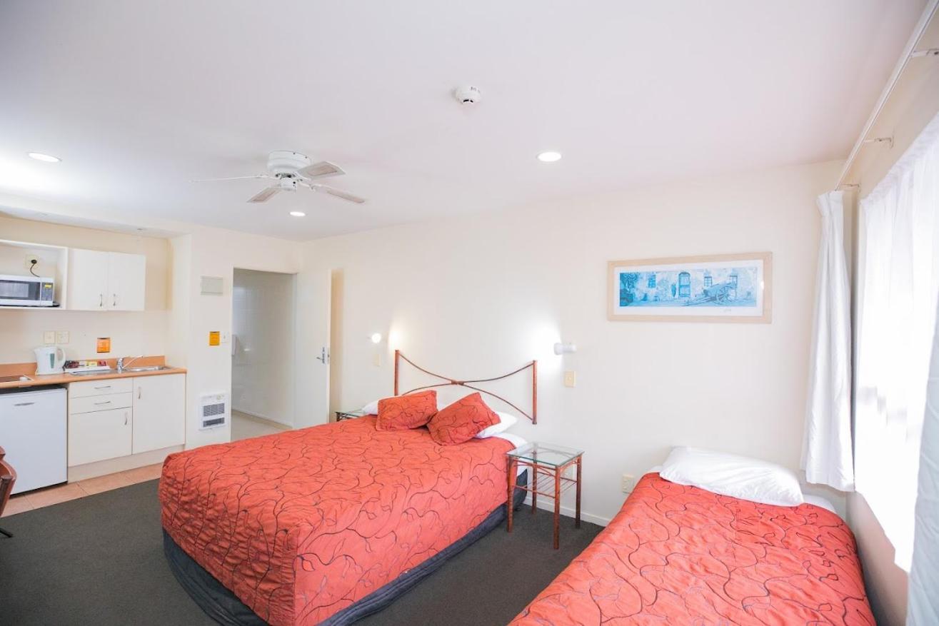 Albany Executive Motor Inn Limited Auckland Exterior photo