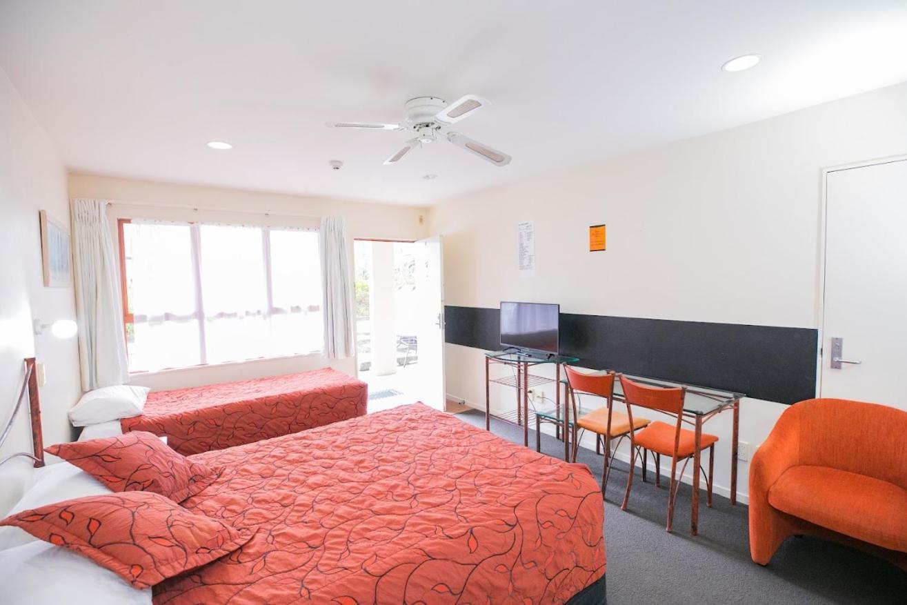 Albany Executive Motor Inn Limited Auckland Exterior photo